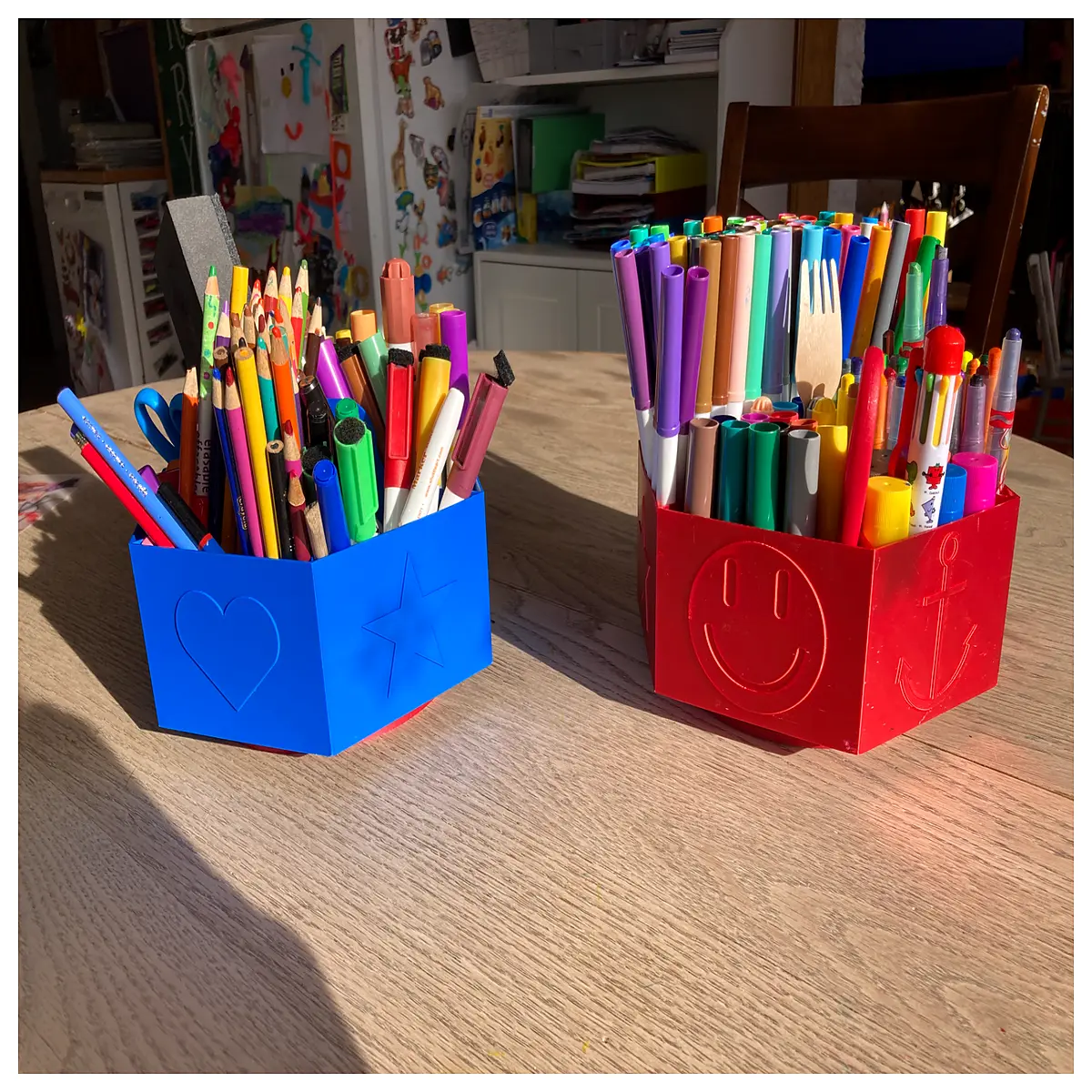 rotating crayon holder with bearing mechanism for desk organization