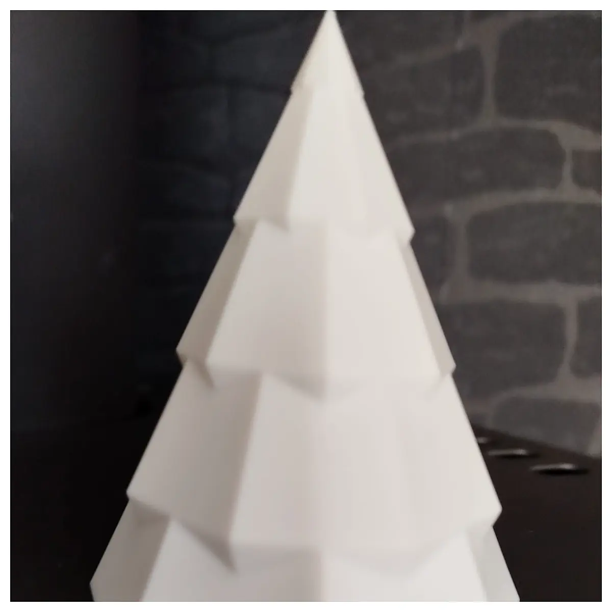 low poly christmas tree decoration geometric pine cone ornament modern minimalist holiday decor