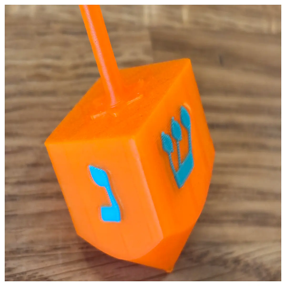 hanukkah spinner top with colorful alphabet letters for kids party favors and educational holiday toys