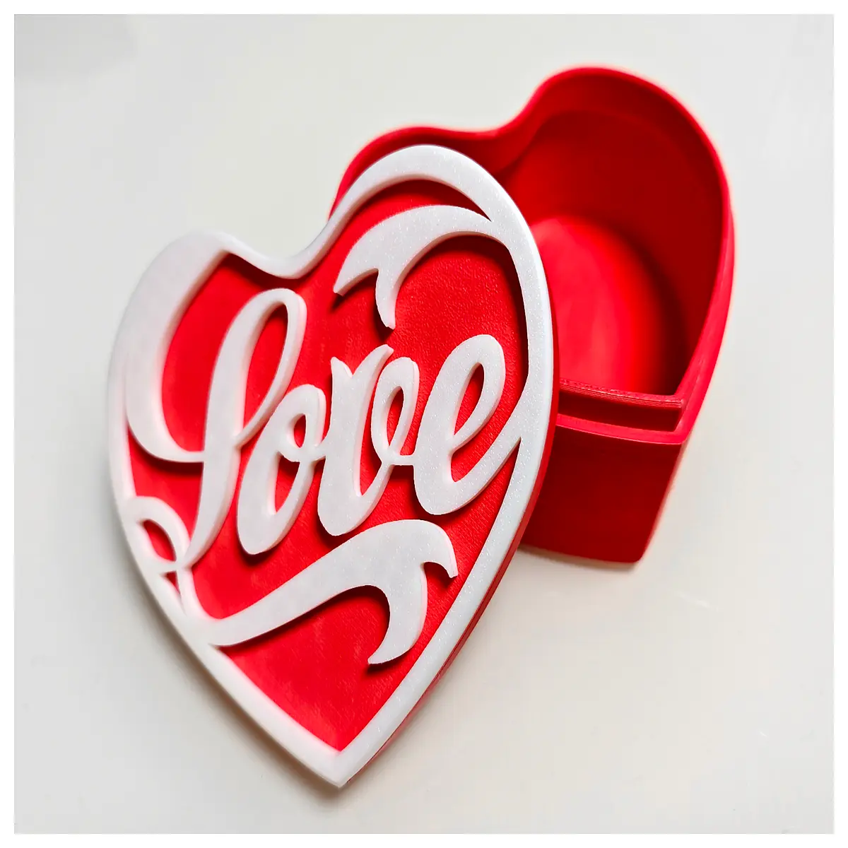 cute shaped jewelry box for rings earrings necklace storage romantic girlfriend wife birthday valentines day decorative candy container
