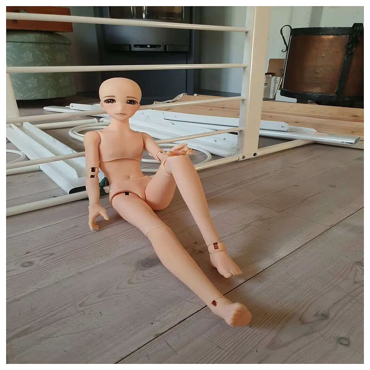 customizable gender neutral ball jointed doll for transgender male transition cosplay prop