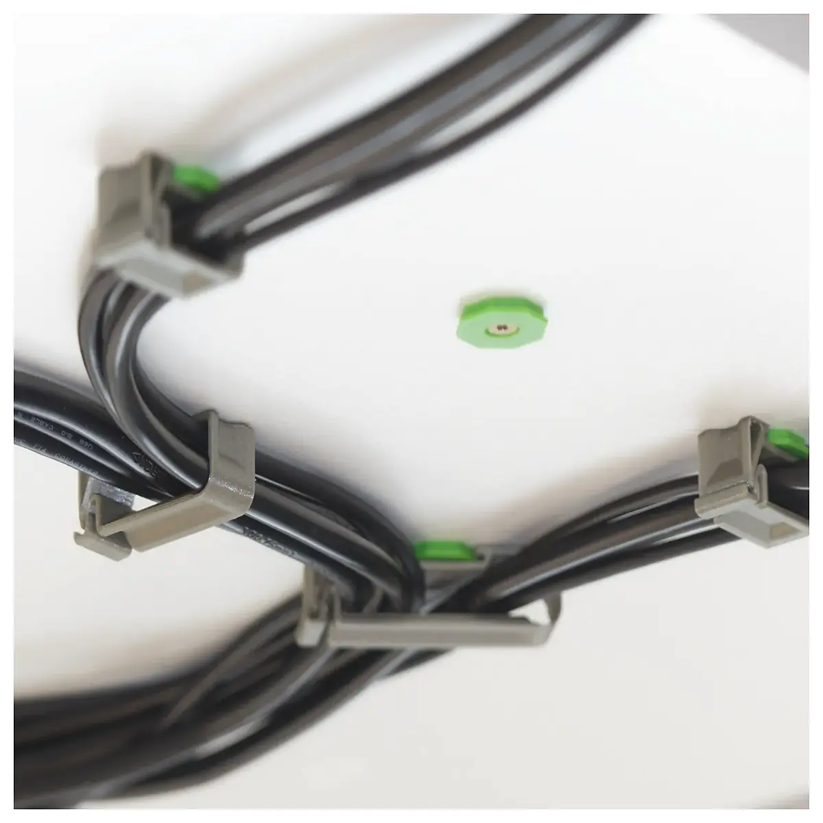duty locking cable gland ip68 waterproof strain relief connector for outdoor industrial equipment