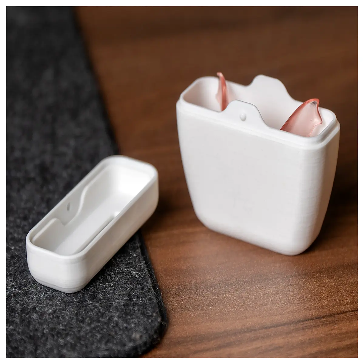 custom night guard for teeth grinding orthodontic retainer case with ventilation hard bite splint storage box dental aligner organizer travel