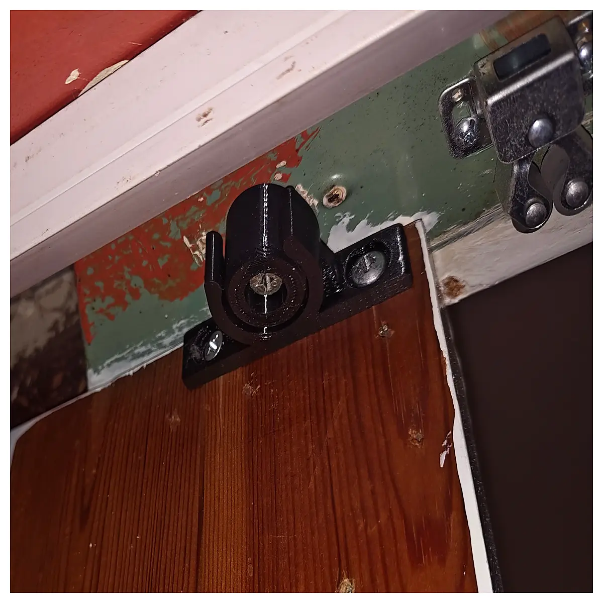 duty door push latch v2 soft close cabinet hardware magnetic push to open mechanism for wardrobe closet kitchen cupboard