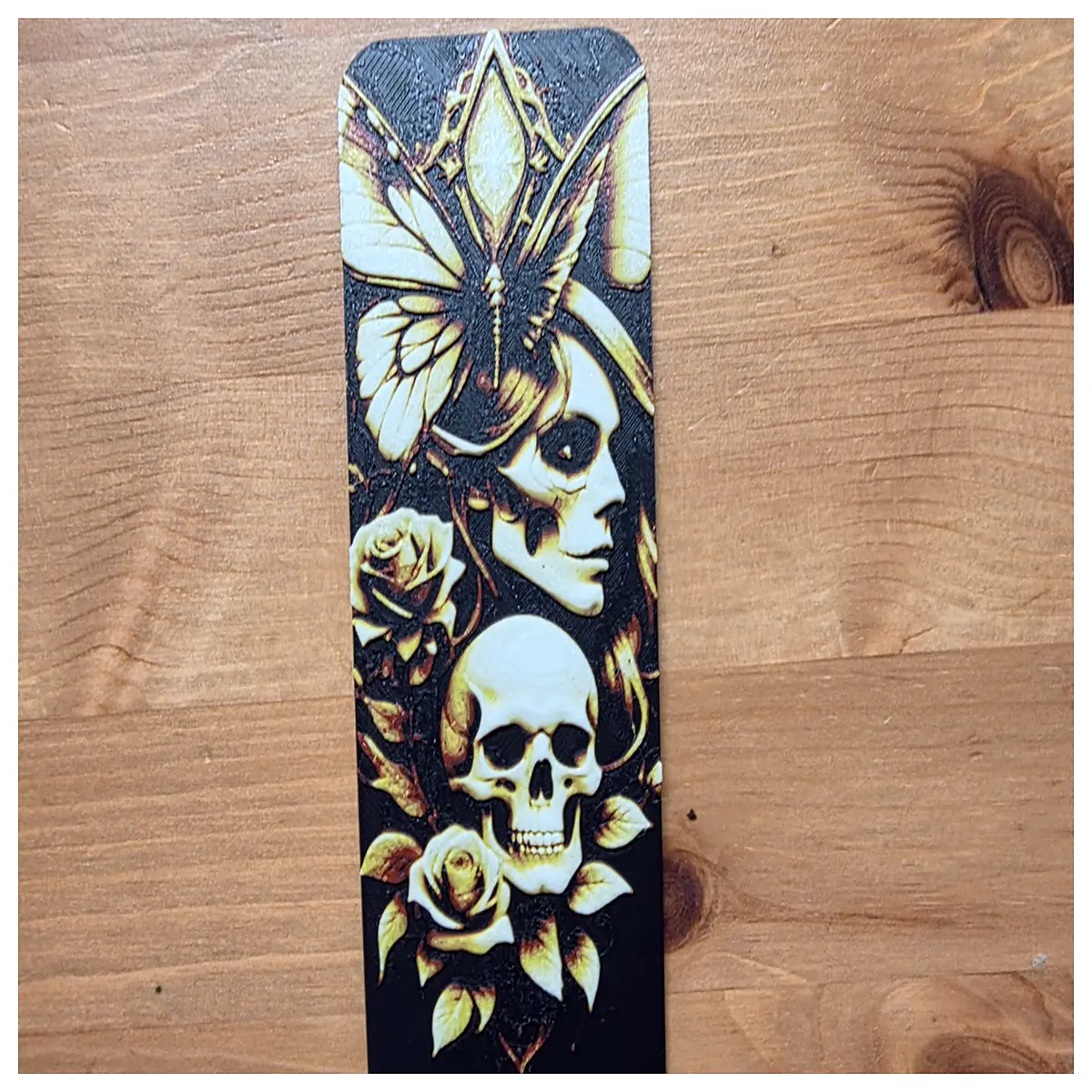 gothic metal skull bookmark for reading dark academia aesthetic page marker book lovers and students