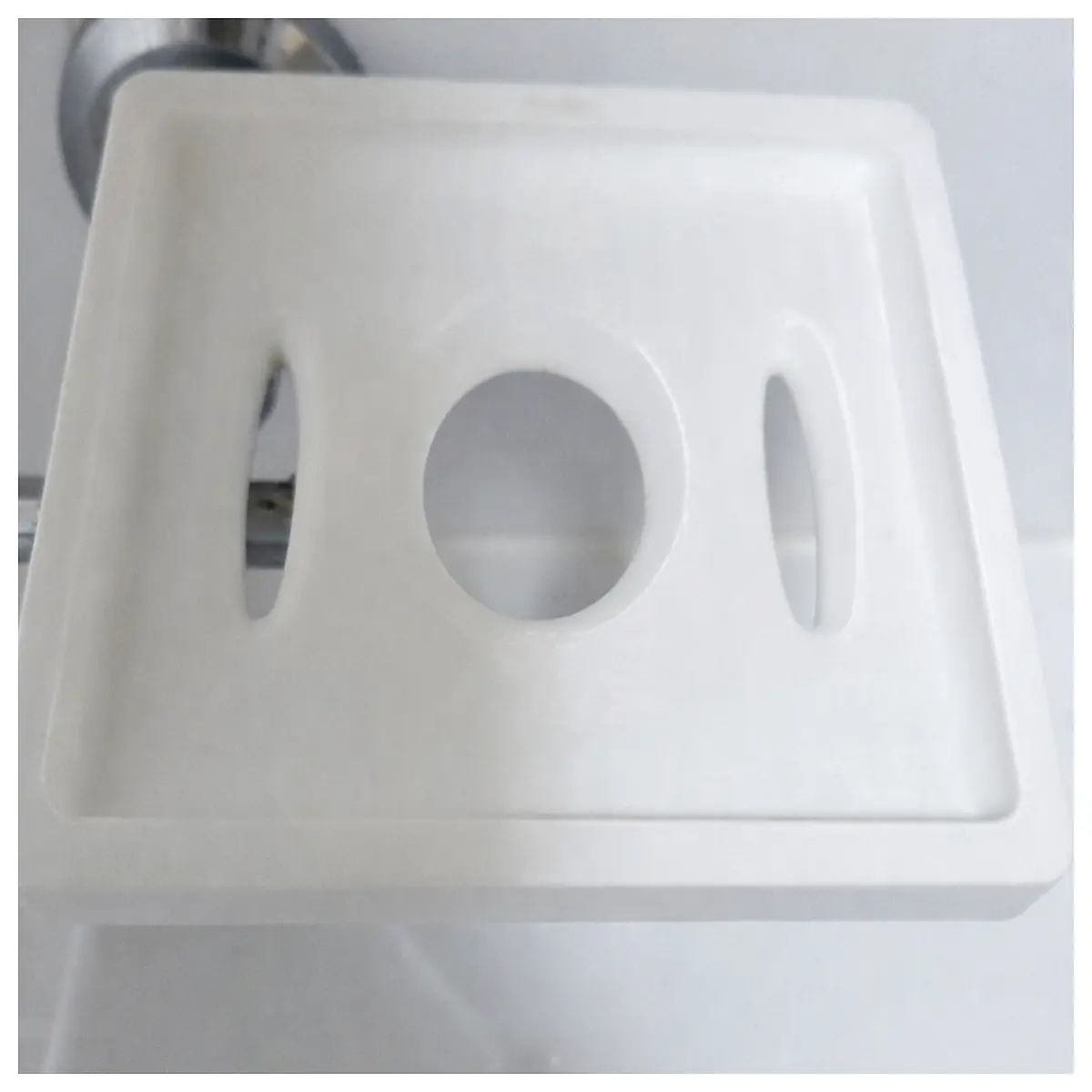 drainage soap dish holder bathroom counter organizer non slip silicone or ceramic tray for bar soap
