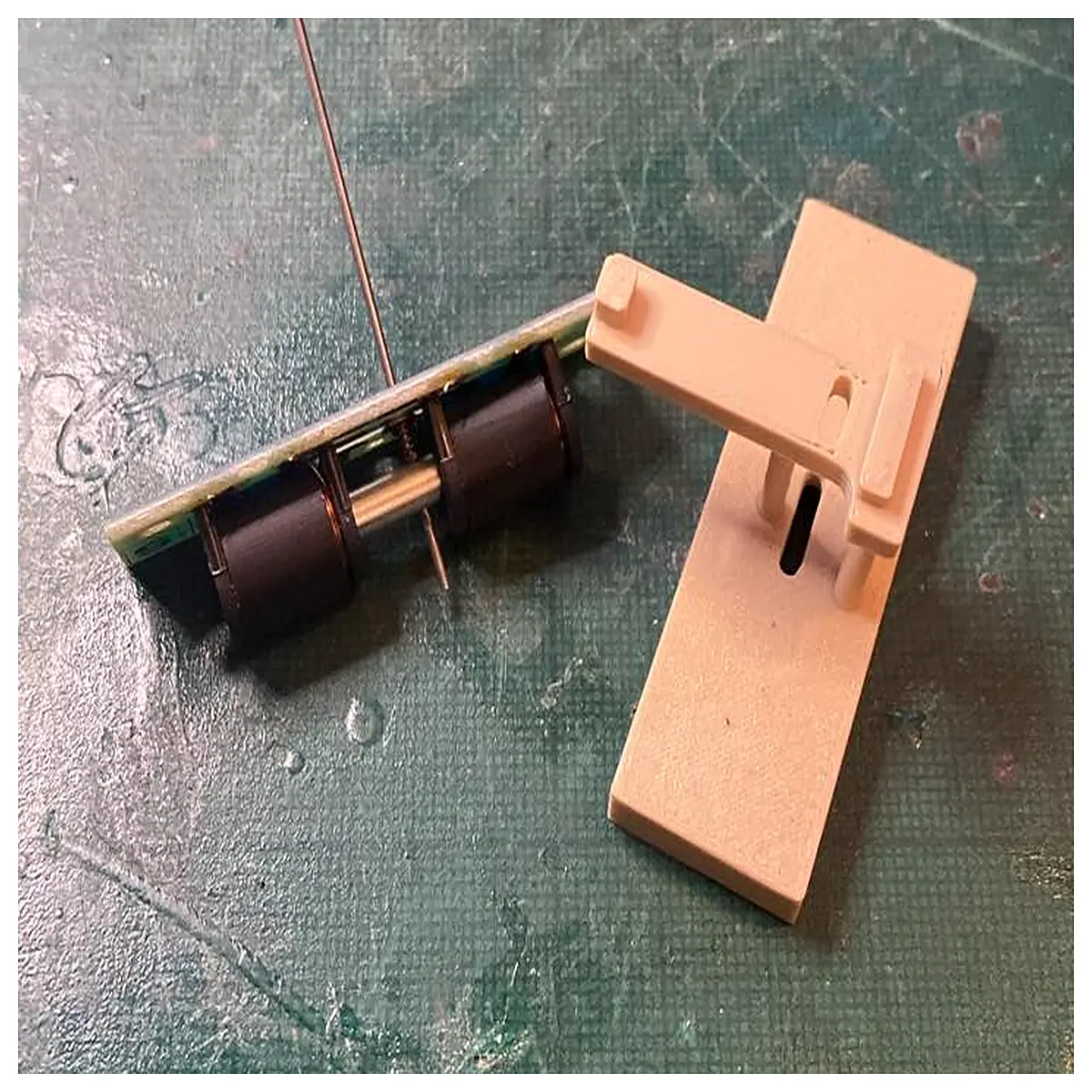 hornby tt120 turnout motor bracket replacement part for railway points mechanism upgrade