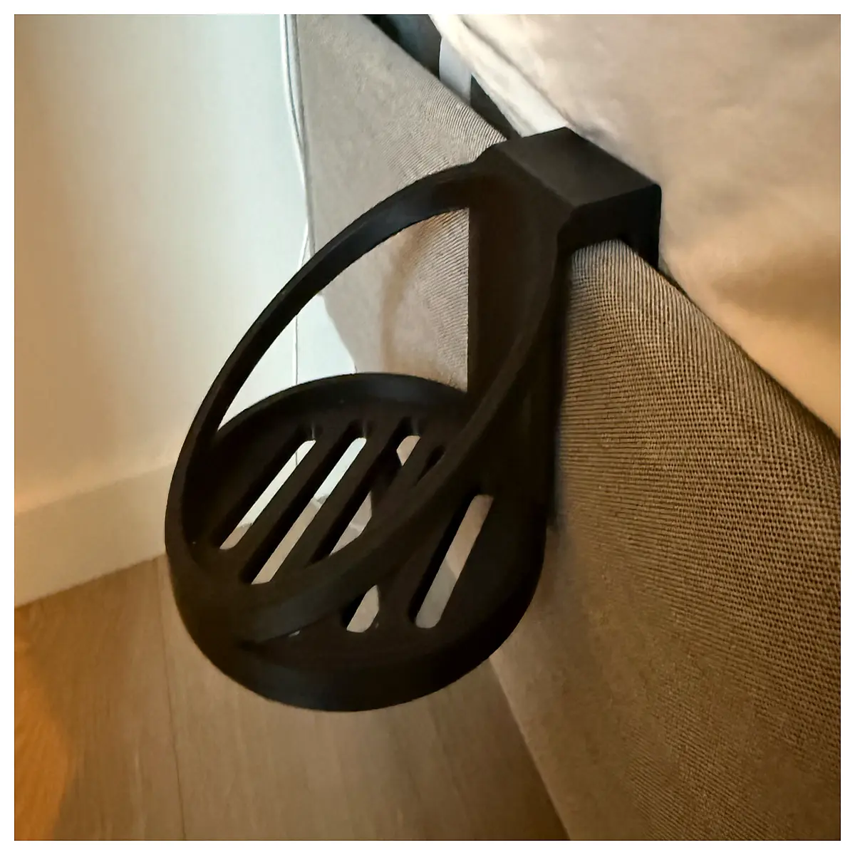bedside cup holder clip for mattress universal bed side table alternative mug storage rack attachment sleeping drink dispenser