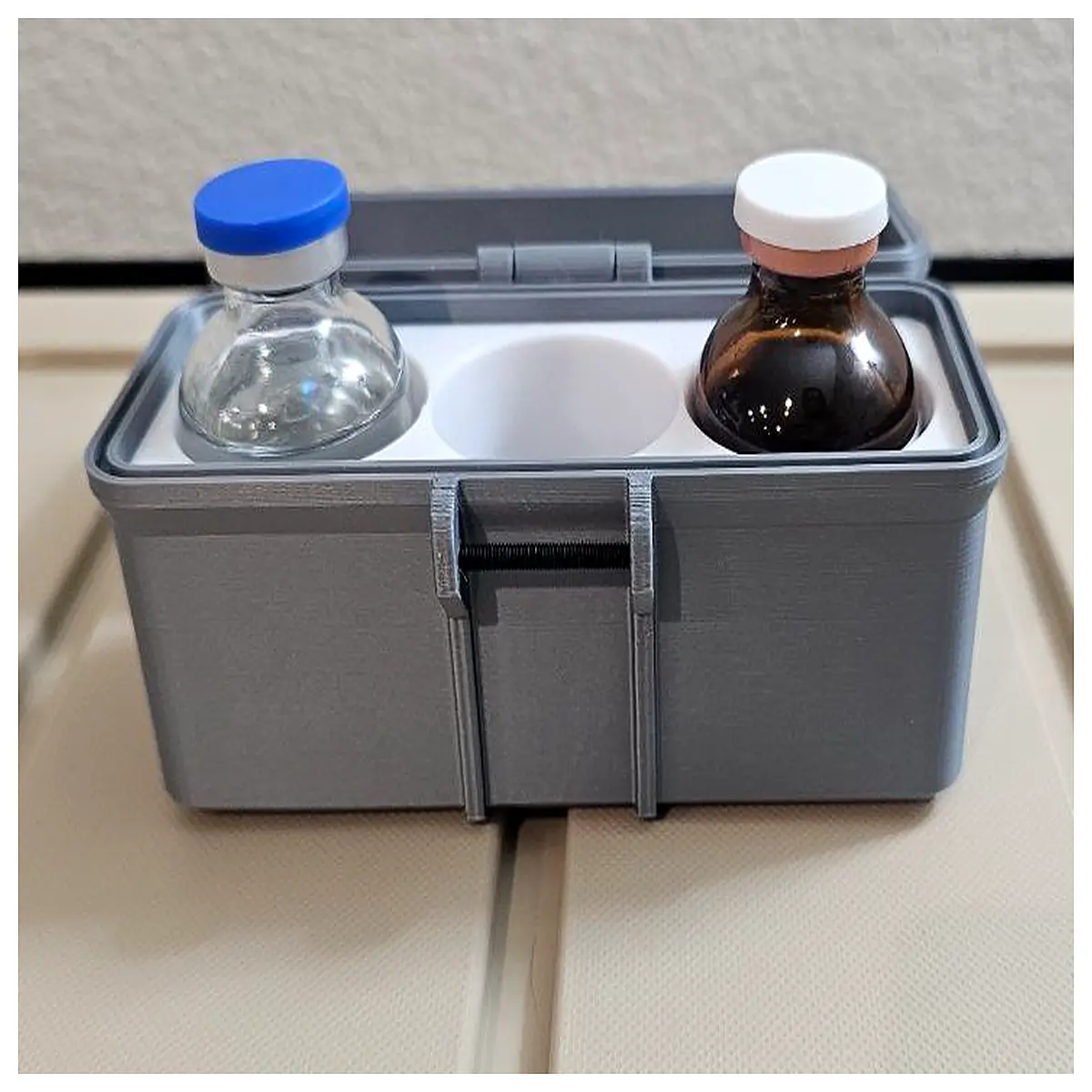 travel vial organizer case for 30ml glass bottles amino acid peptide serum storage box