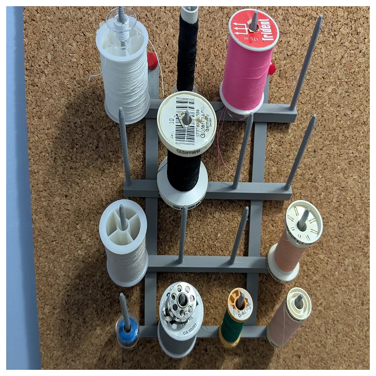 16 spool thread rack organizer for sewing room vertical bobbin holder with hooks