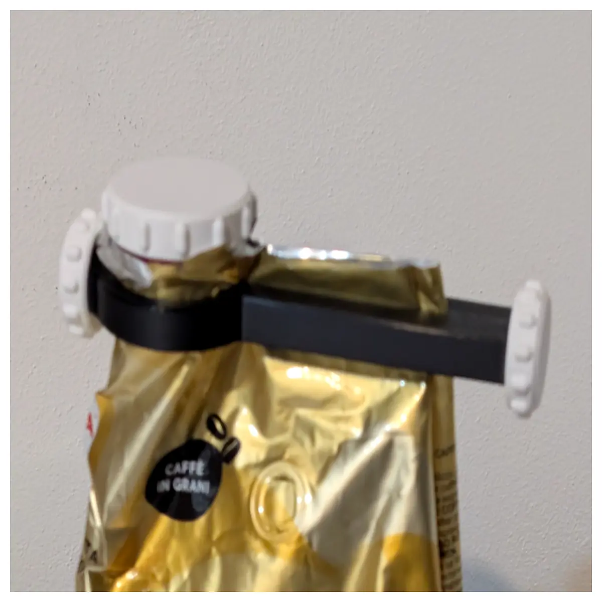 airtight coffee bag valve spout cap reusable seal for bean storage freshness preservation