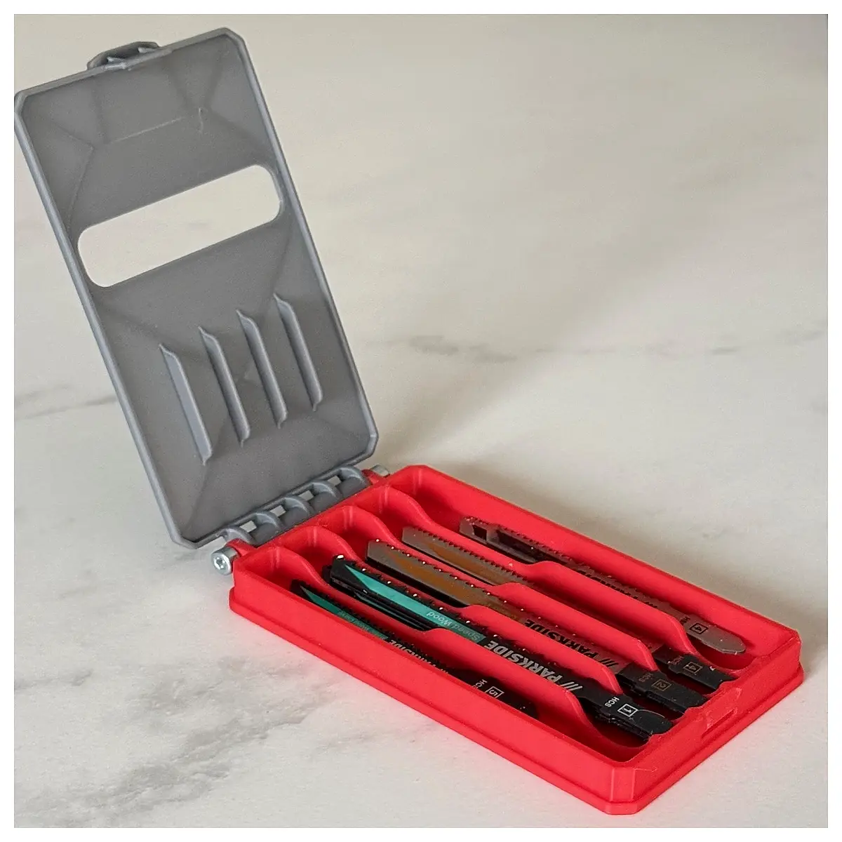jigsaw puzzle piece organizer box storage container with compartments for sorting and organizing puzzle parts