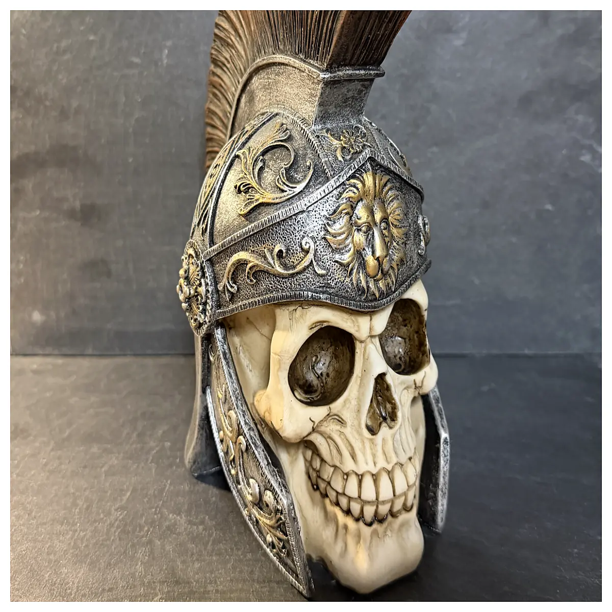 large 20cm skull prop gothic home decor resin statue halloween party decoration spooky wall art