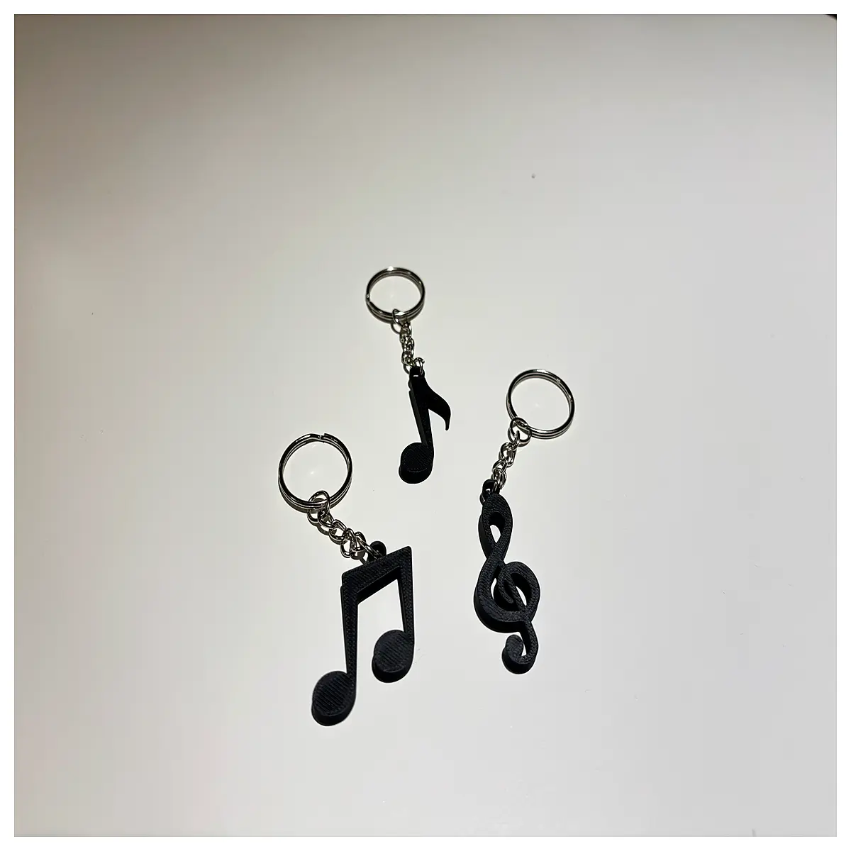 cute music note keychain for women girls musical instrument charm bag pendant piano guitar symbol gift funny sound accessory