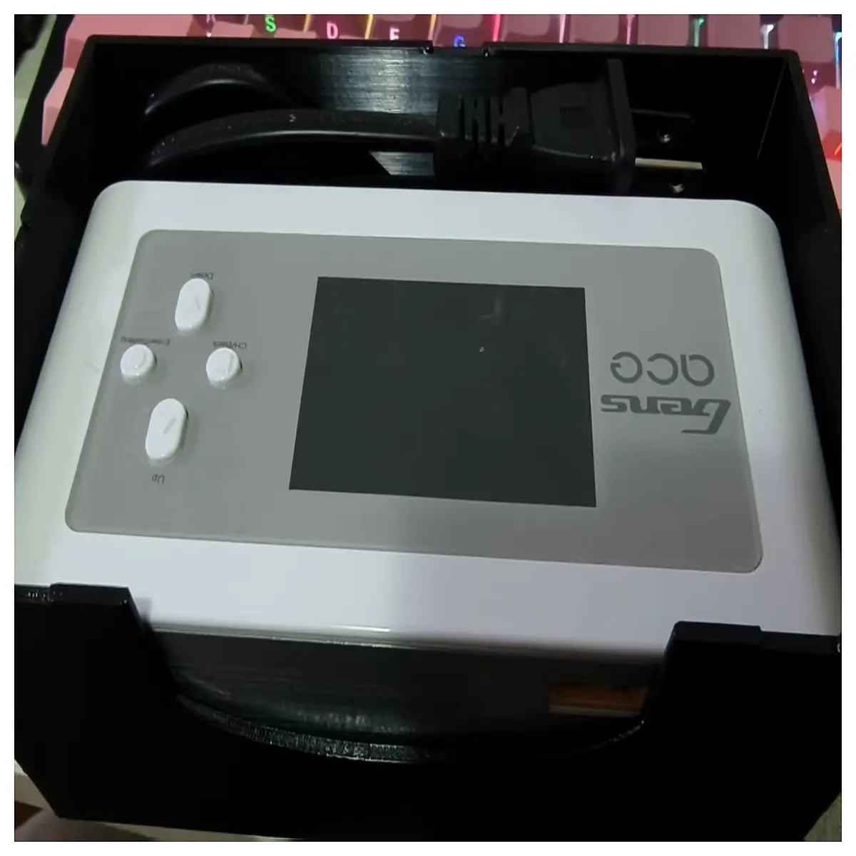 g氏d200 charger storage box organizer case for power adapter cable management tidy desktop accessory