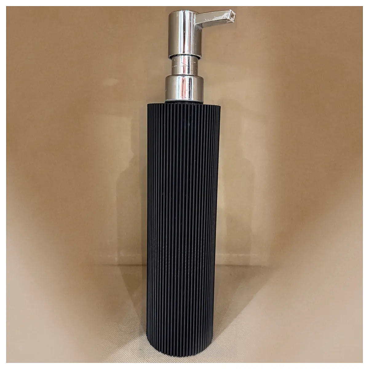 aesthetic soap dispenser pump bottle 160mm tall minimalist bathroom sink refiller container