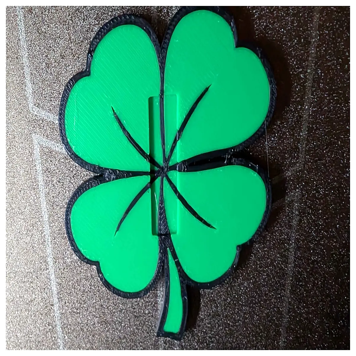 vintage four leaf pin badge for backpacks jackets coats lucky shamrock enamel lapel pins for women men gifts