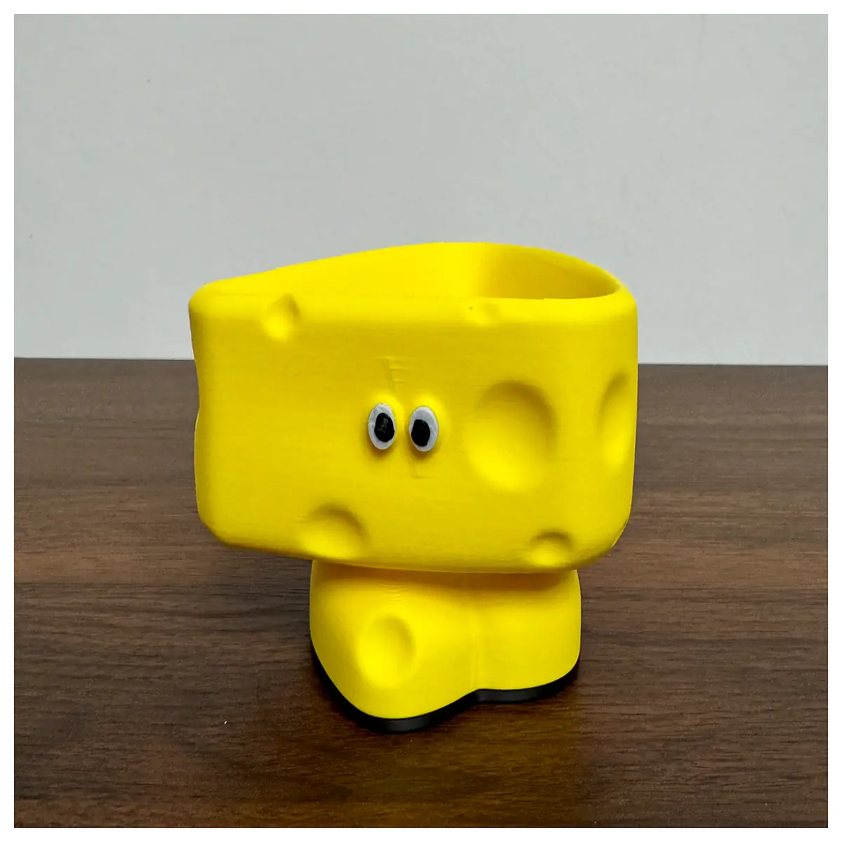 cute cheese character desk organizer cup cartoon storage jar for pens makeup brushes aesthetic dorm room decor gift