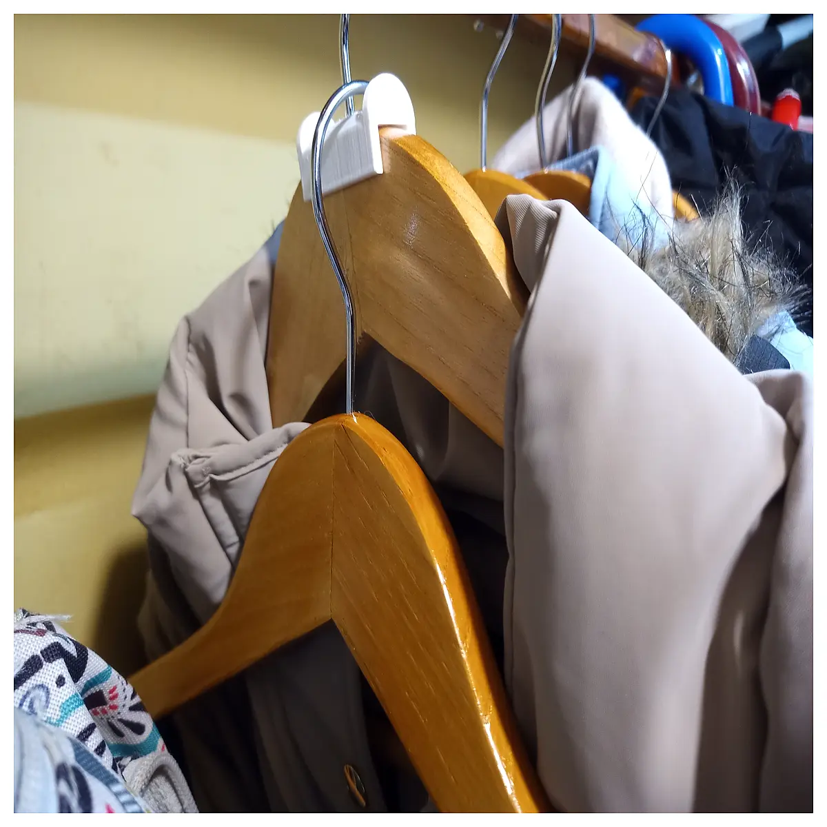 space saving cascading hanger clips for pants skirts duty closet organization