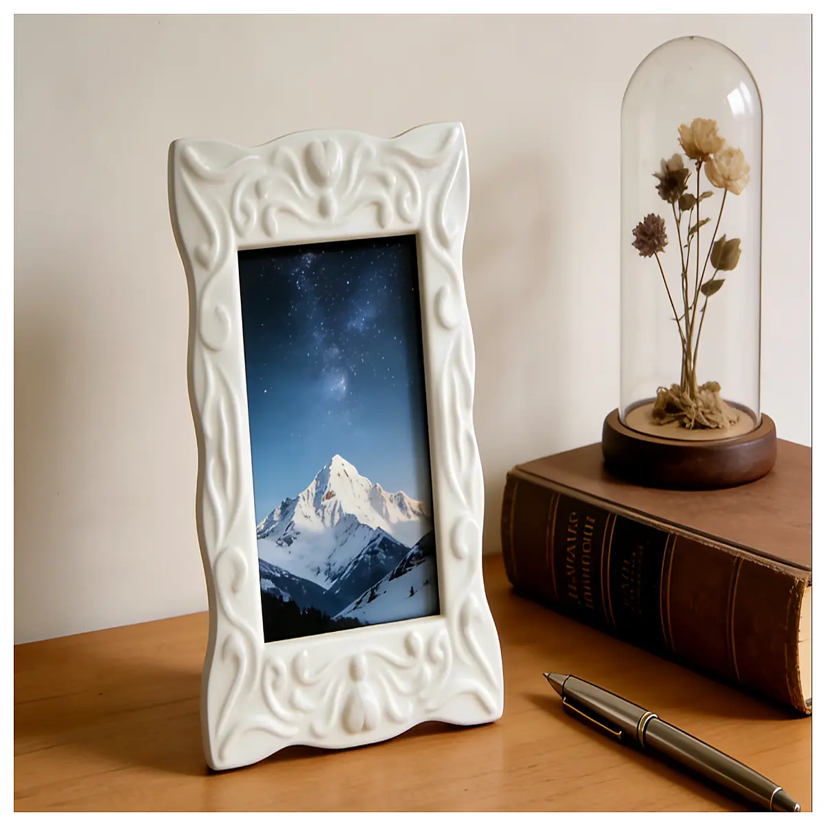 european style instant camera photo frame fridge magnet vintage souvenir travel memories