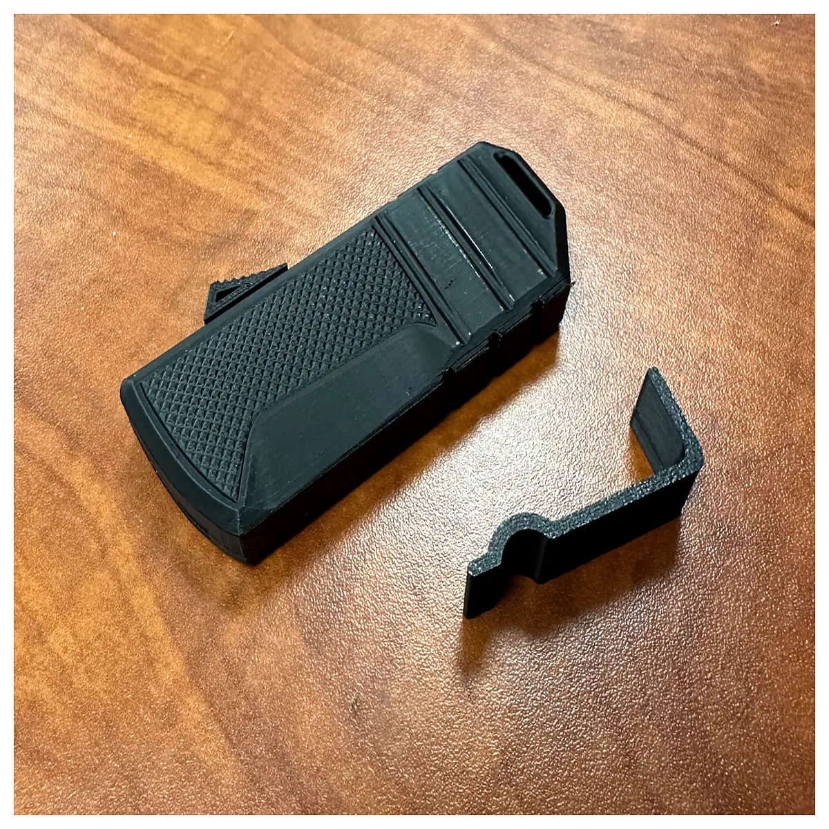 mini retractable utility belt clip attachment tool organizer