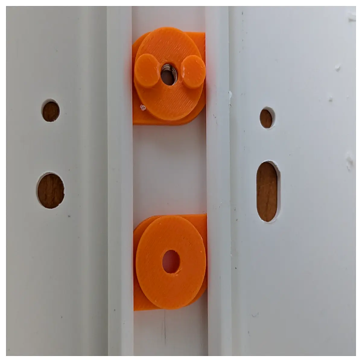 cable raceway clips for 679 molding trim wire management baseboard cover fasteners