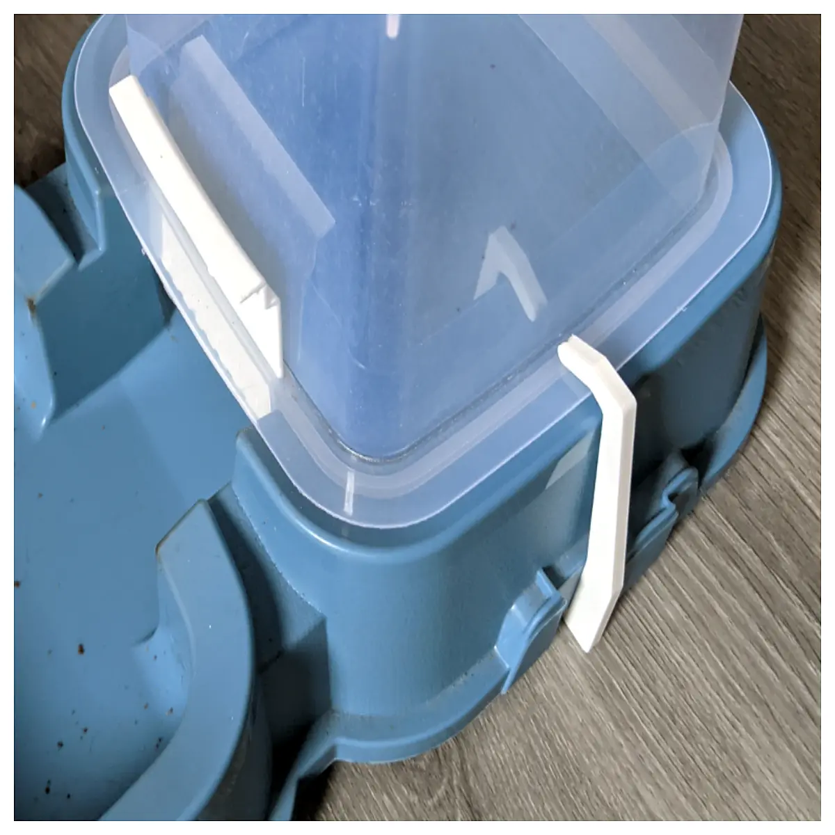 adjustable wall mount pet bowl holder for cats dogs no spill feeding station organizer