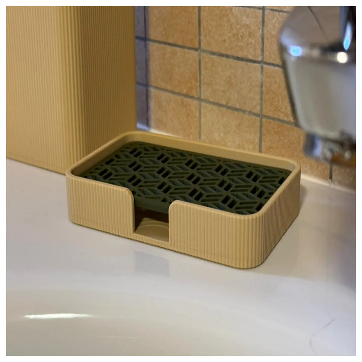 self draining soap dish holder bathroom counter organizer non slip silicone tray for bar soap