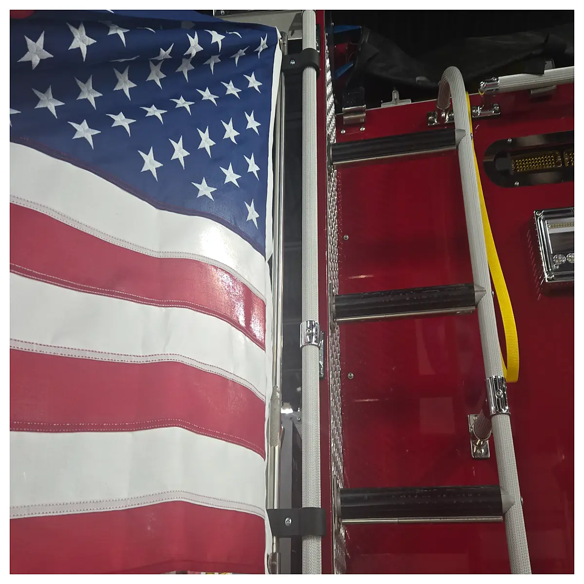 fire truck flag pole mount bracket duty vehicle roof antenna mast adapter for emergency response trucks