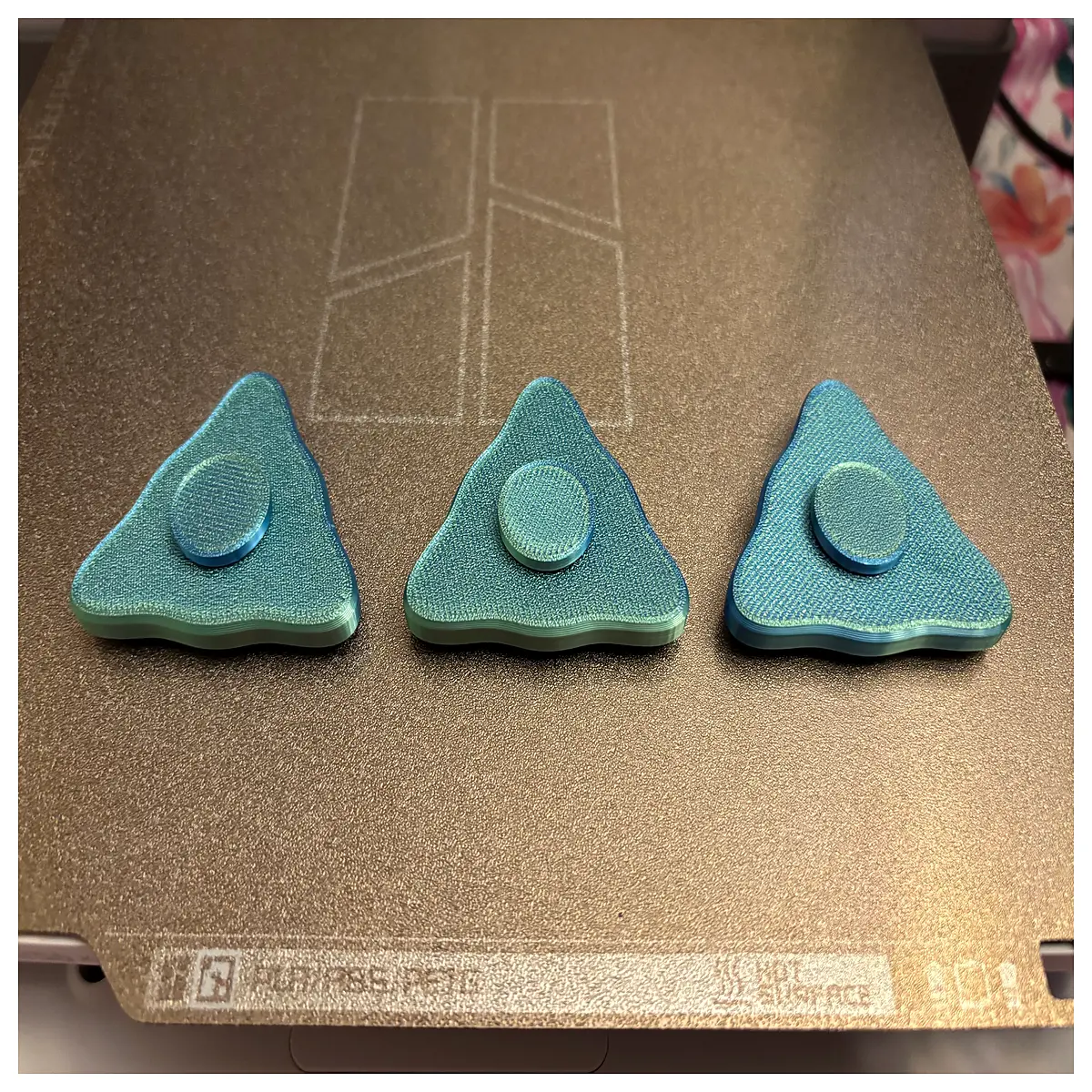 wave triangle stress relief fidget spinner anti anxiety toy for adults kids