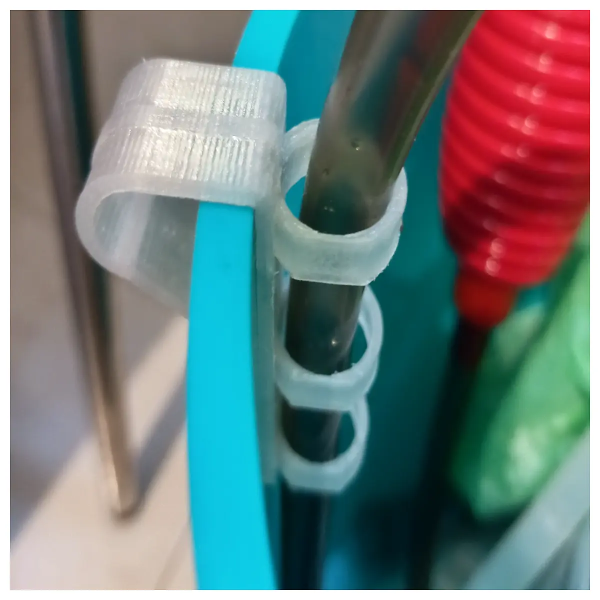 aquarium siphon clamp holder for gravel vacuum hose pipe water change maintenance tool