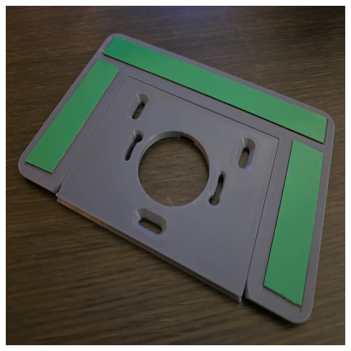 ultra slim tablet wall mount holder 5mm thick space saving for pro