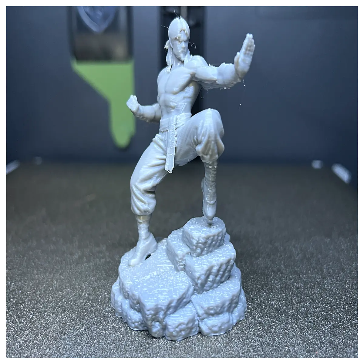 liu kang action figure collectible statue pvc toy for home decoration gift