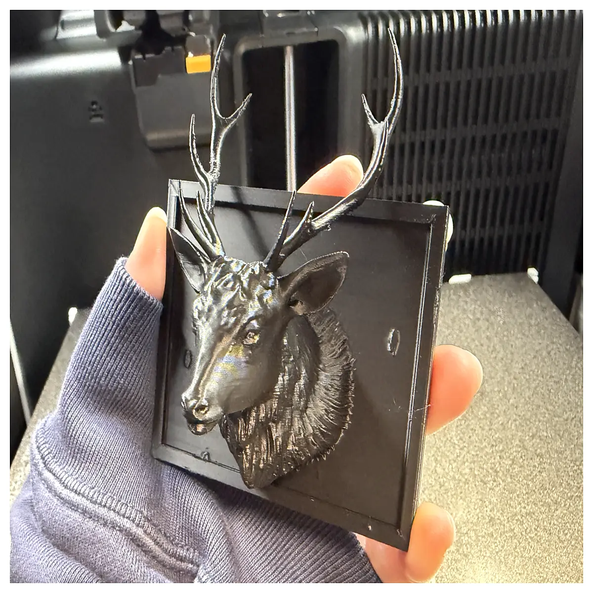 stalking deer wall mounted trophy bust high detail resin art decor for man cave office hunting gift
