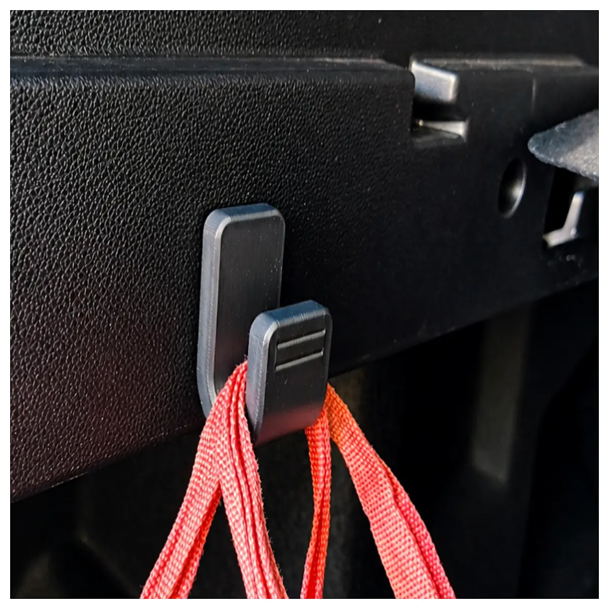 dacia youclip versatile car organizer hooks for keys bags universal adhesive sticky hook for dashboard door storage