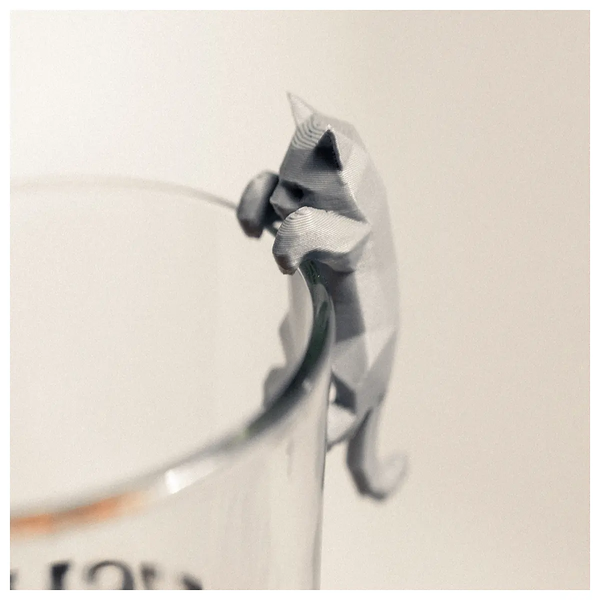 low poly cat glass tumbler geometric feline water bottle minimalist polygon pet mug modern low poly animal drinkware for home office