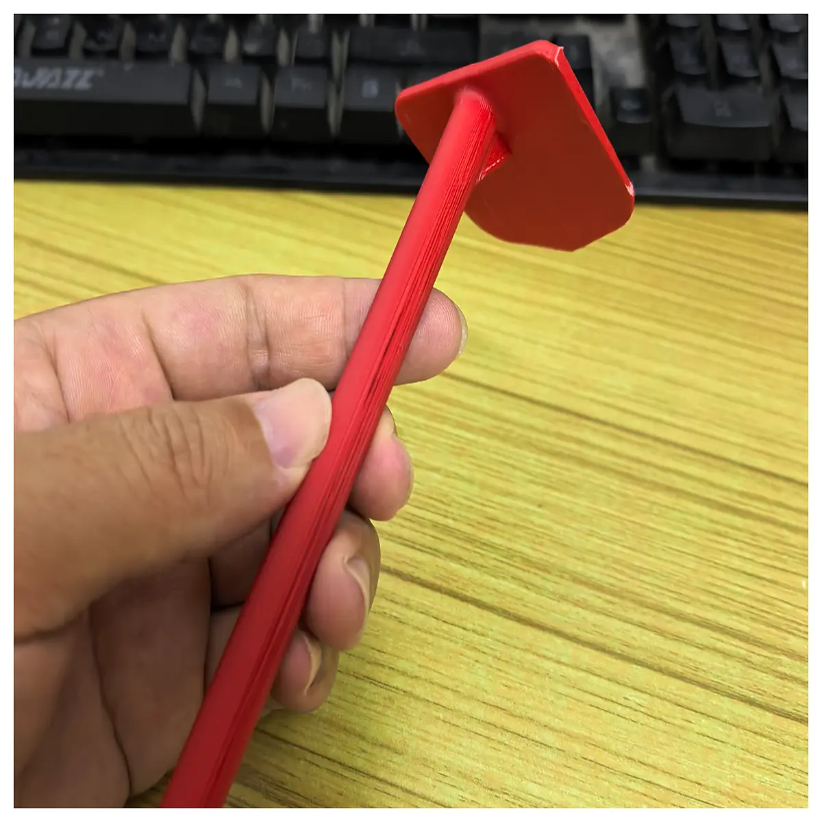 ergonomic hand trowel for digging soil duty garden hoe with wooden handle sharp metal weeding tool for lawn care