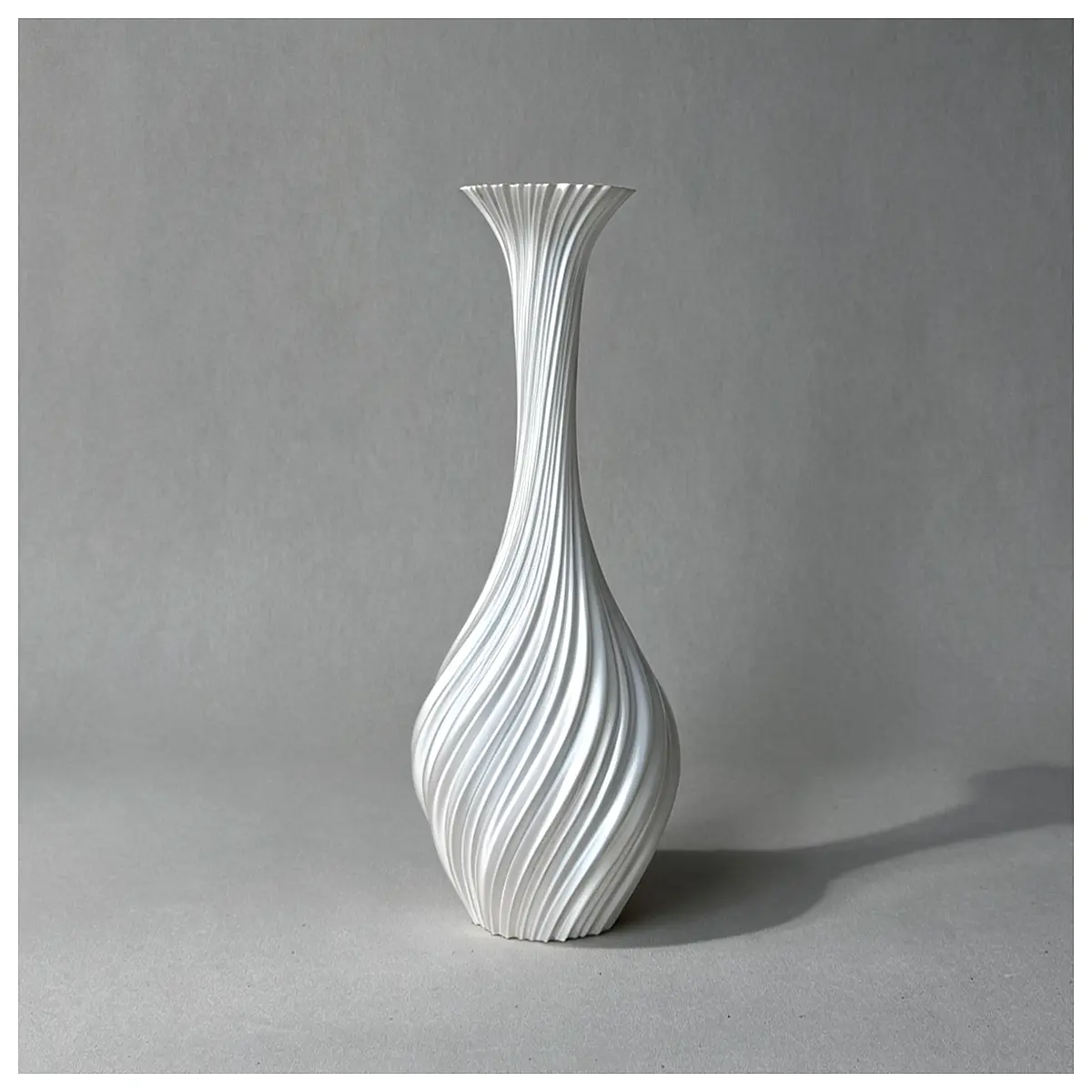 spiral twist vase modern minimalist home decor twisted glass flower pot for dried flowers contemporary centerpieces table decoration