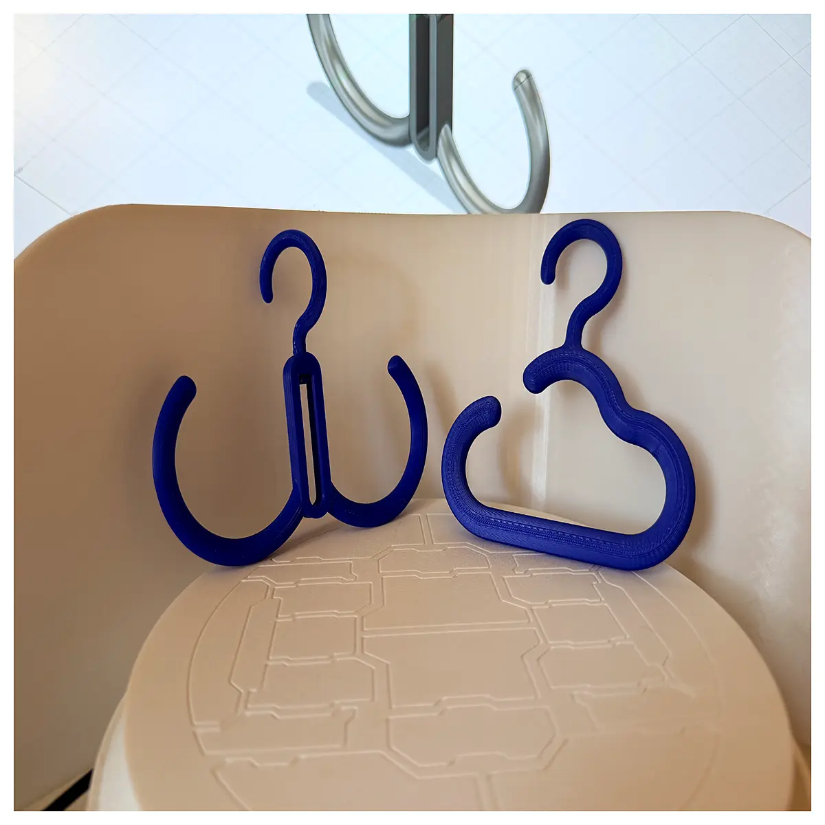 rotating stackable hanger with double hooks and cloud shaped coat bag hook organizer for closet