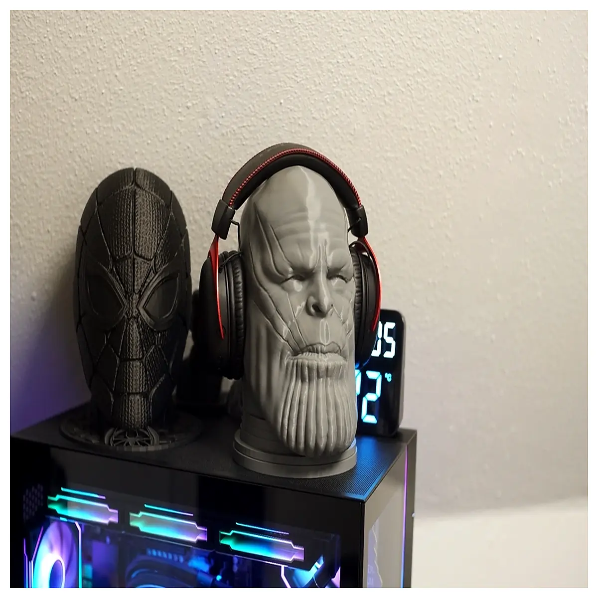 thanos headphone gaming desk accessory collectible holder for headphones and gaming headset