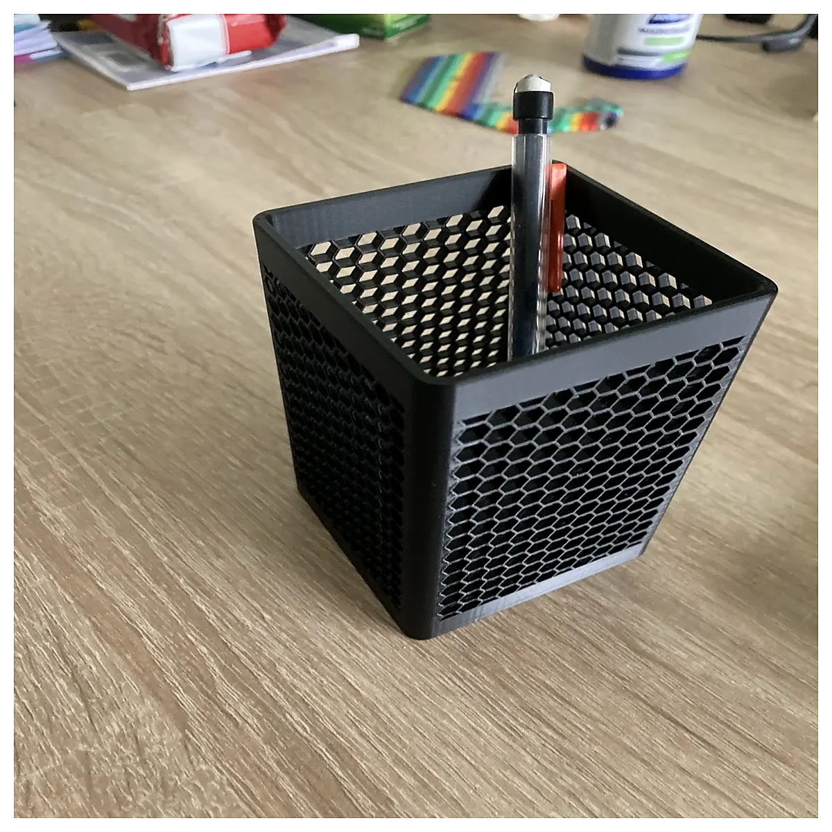 hexagonal mesh desk organizer pen holder storage container for office supplies writing utensils cylindrical cup