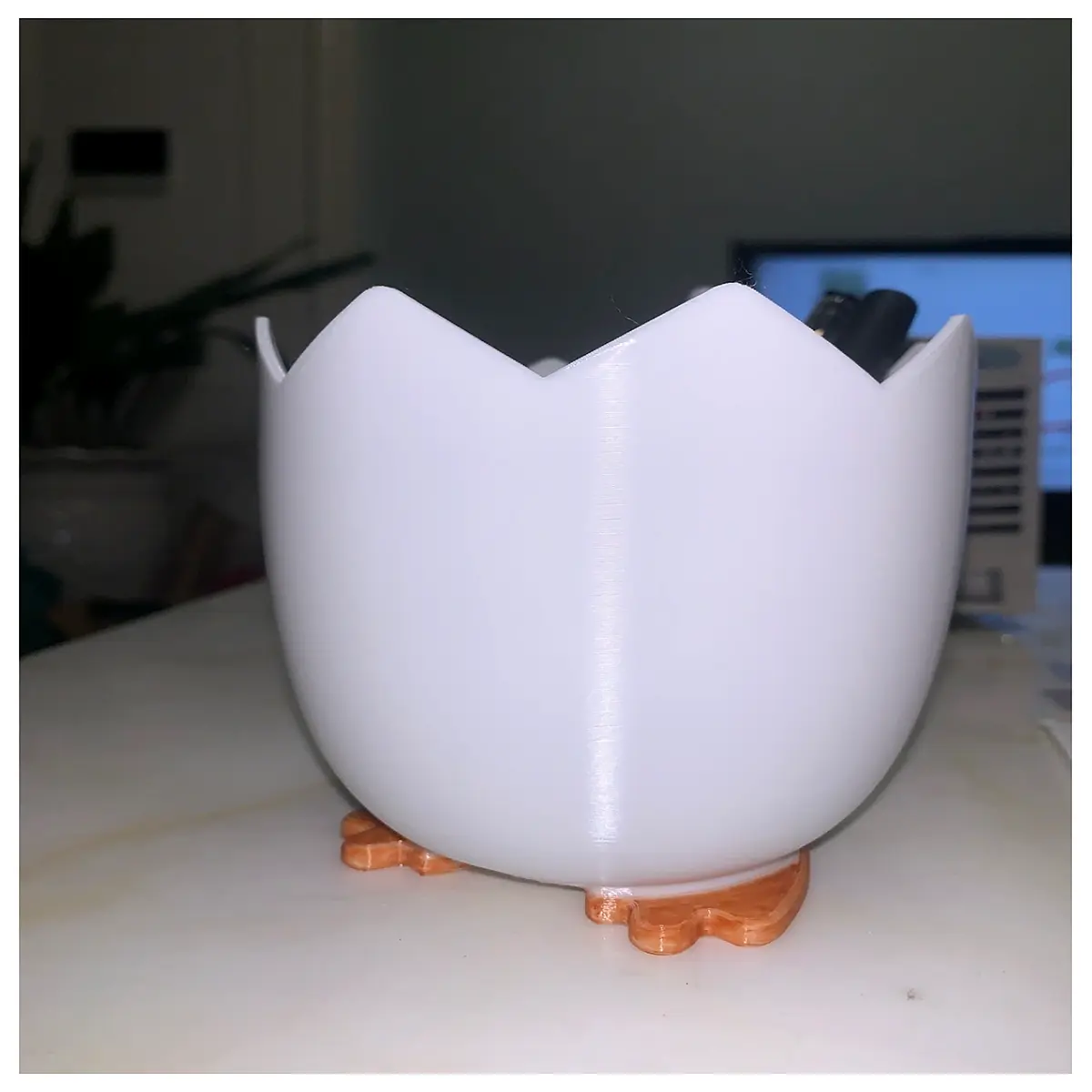 cute ceramic eggshell desk organizer egg shell pencil cup minimalist office stationery storage egg shape pen holder for women aesthetic desk ac