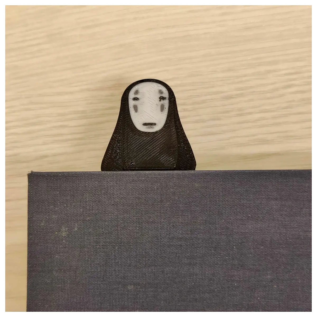 faceless bookmark minimalist metal page marker readers silent reading accessory aesthetic book lover present no face design