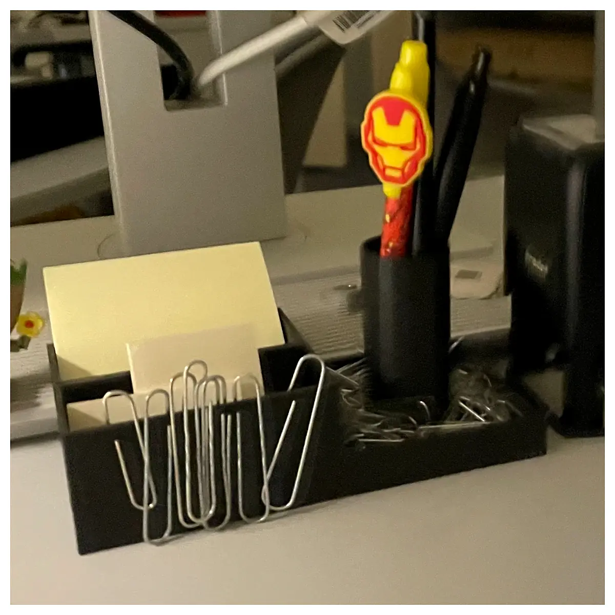 desktop pen holder organizer for office supplies metal mesh cup for writing instruments stylish desk accessory storage