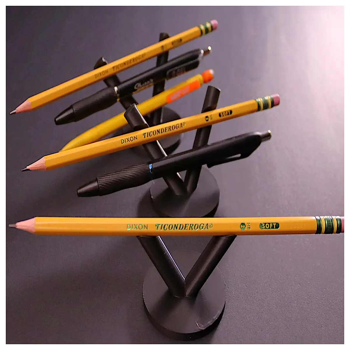 minimalist pencil holder desk organizer modern simple pen cup storage container office supplies desktop accessory