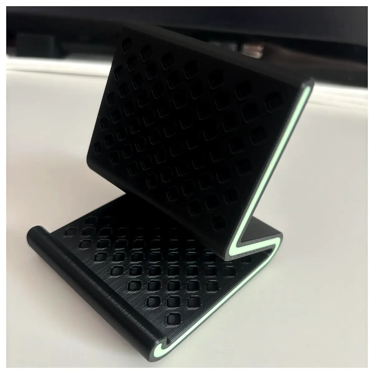 phone holder for car dashboard universal adjustable mobile device mount for navigation gps hands driving safety accessory