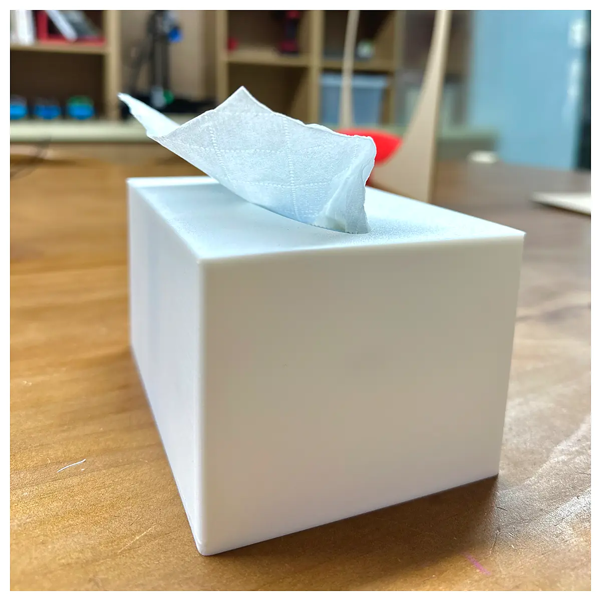 minimalist tissue box holder magnetic base modern home decor sleek living room accessories clean aesthetic napkin dispenser