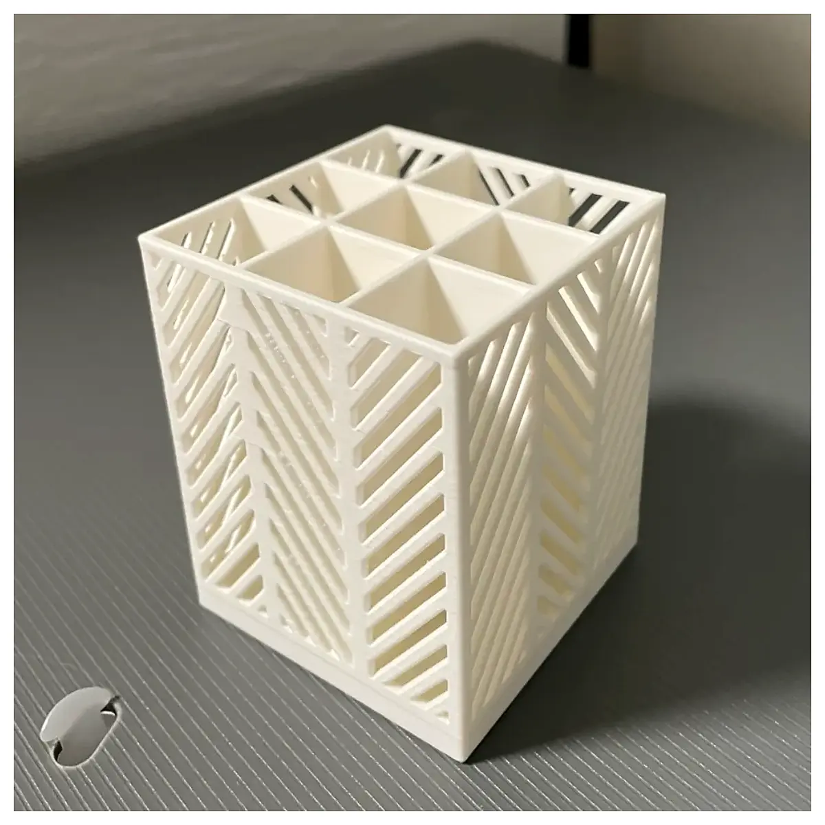 hollow striped pen holder desk organizer mesh cup for office supplies storage