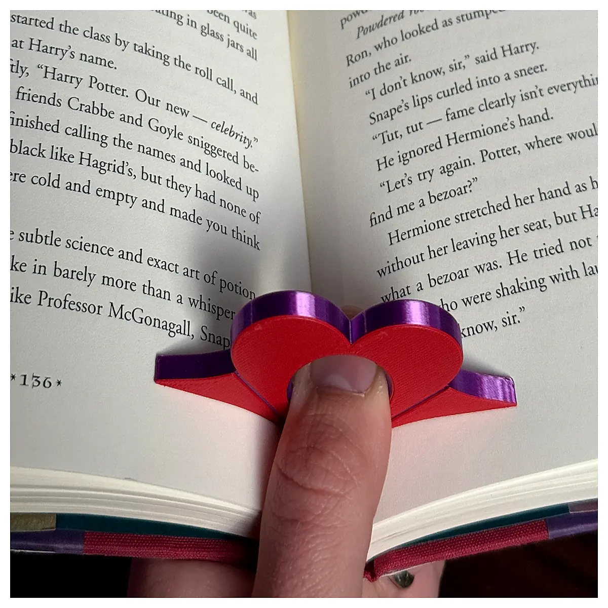 cute bookmark for reading lovers aesthetic page holder bookworms decorative clip for novels stationery organizer