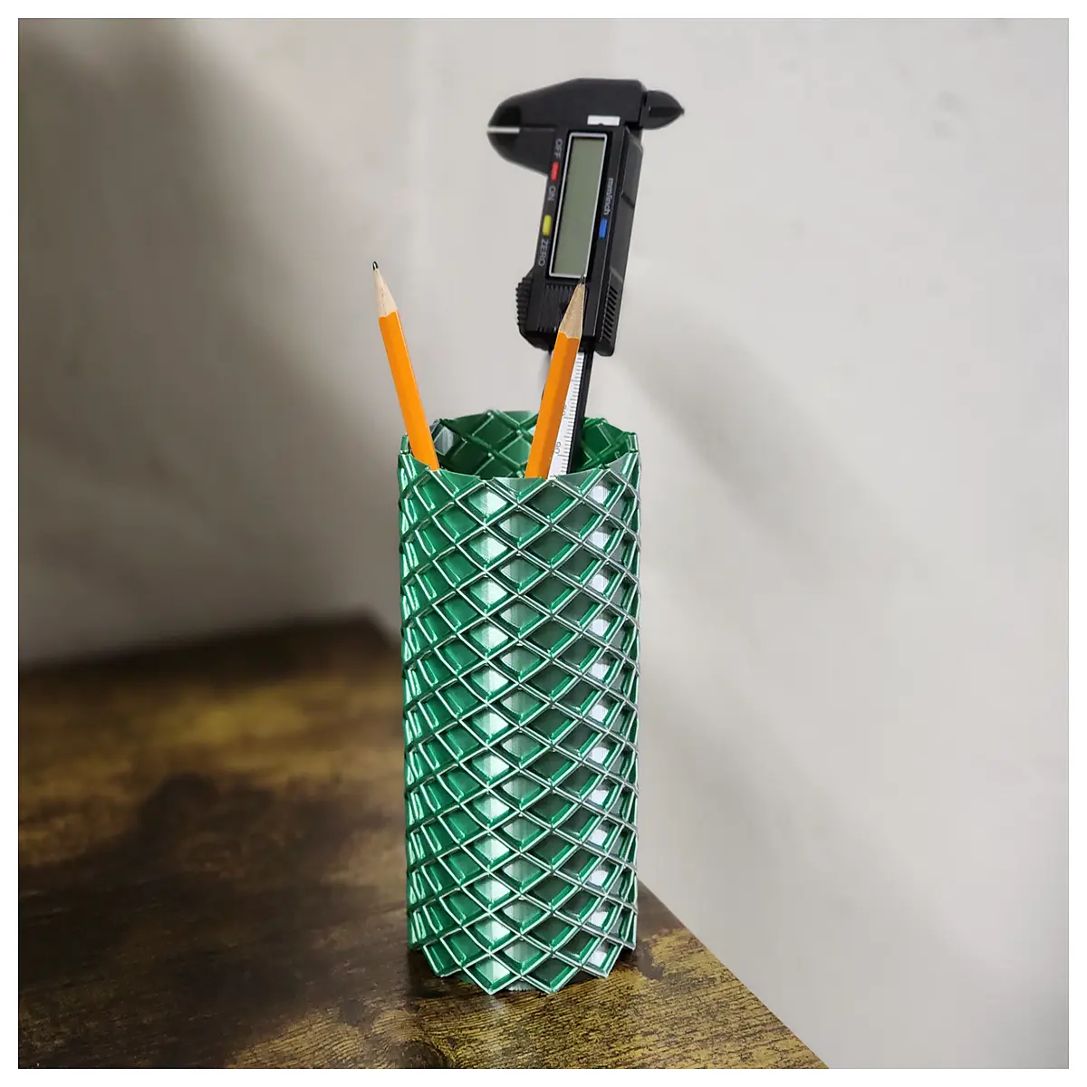 spiral vase pen holder desk organizer geometric stationery storage container for office supplies home decor